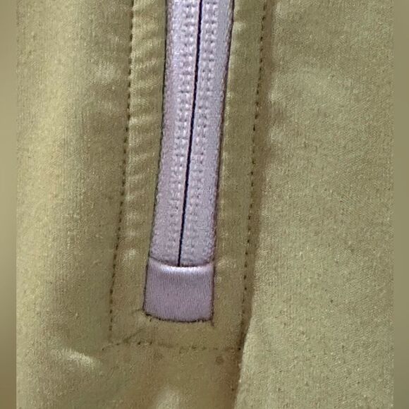 Cutter & Buck Green Bay Packers Lightweight jacket. Size -M - Picture 14 of 15